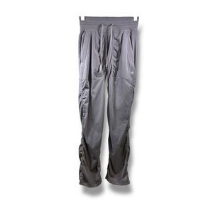 Lululemon Dance Studio Pants in Gray Shadow Size 2